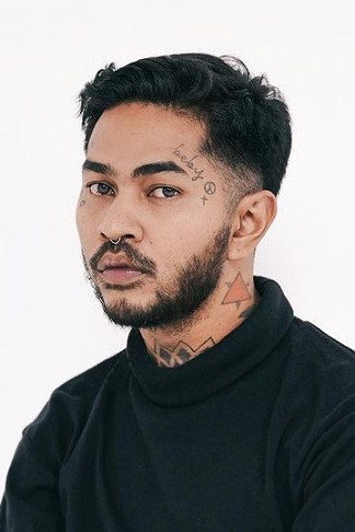 Onadio Leonardo as Cipto in The Super Frugal Family