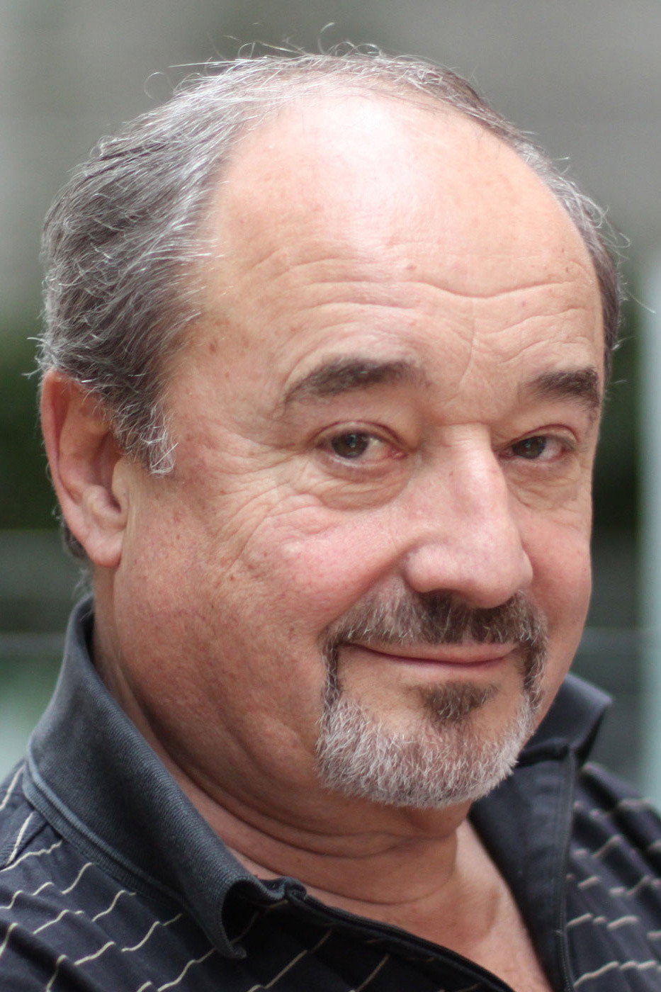 Viktor Preiss as Pekeláč in Taneček přes dvě pekla