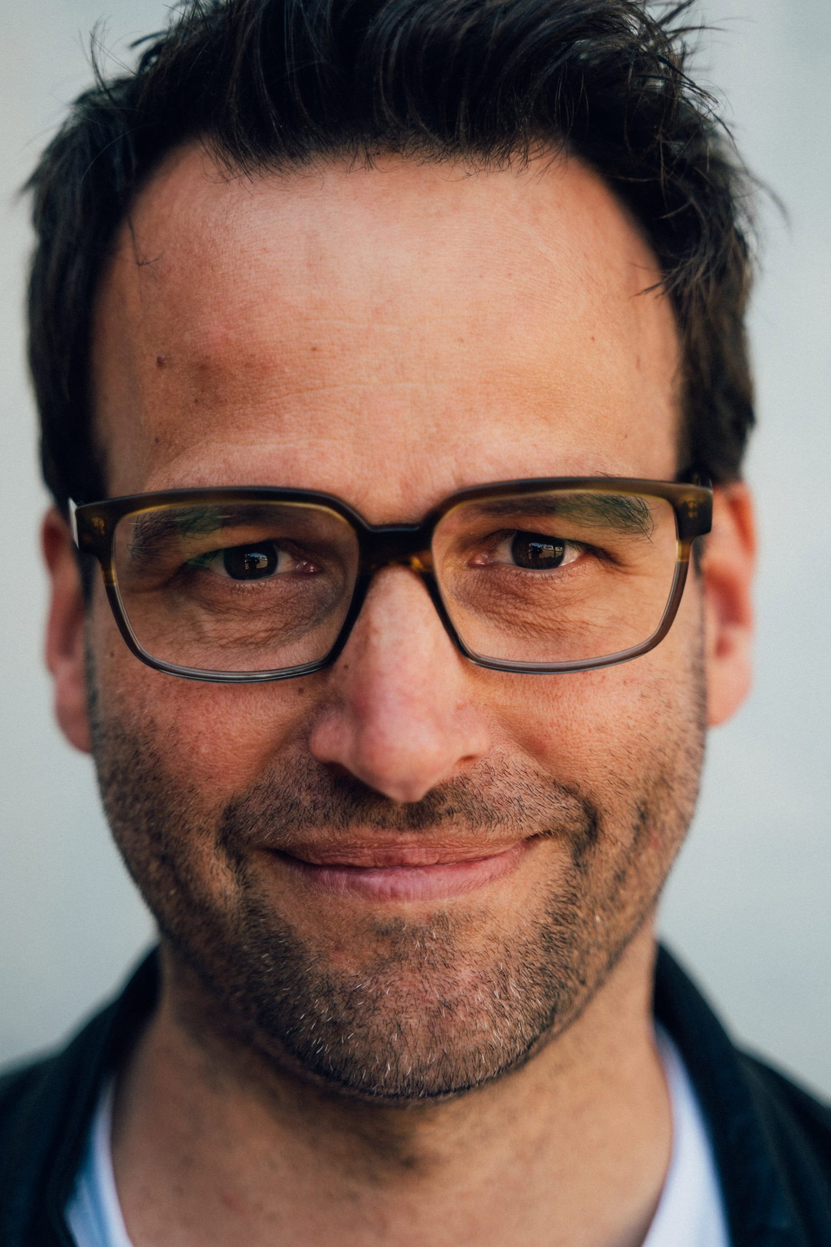 Holger Speckhahn as Phil in Anatomie