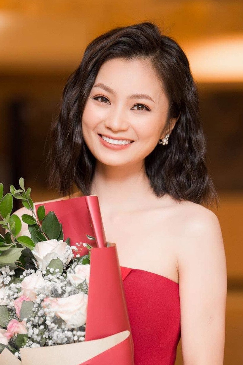 Diệu Hương as Trang in Siêu thị tình yêu