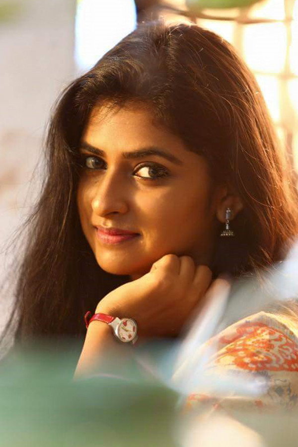 Parvathy Arun as Janaki in Memories