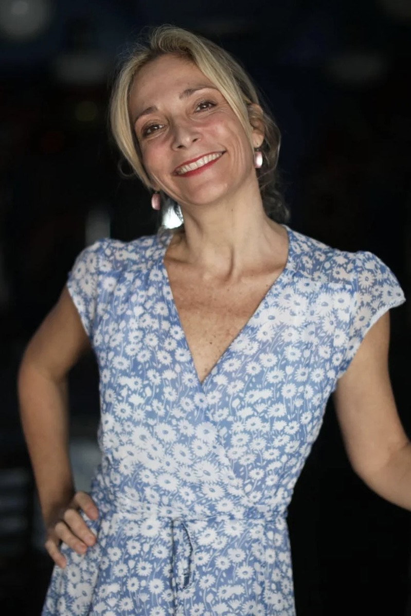 Paloma Suau as Herself in El accidente feliz