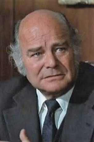 Florencio Calpe as Bruno Casavanti in La ruta de los narcóticos
