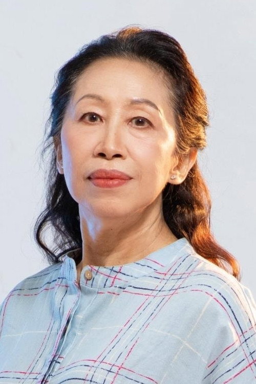 蔡寶珠 as Har in Mother Bhumi