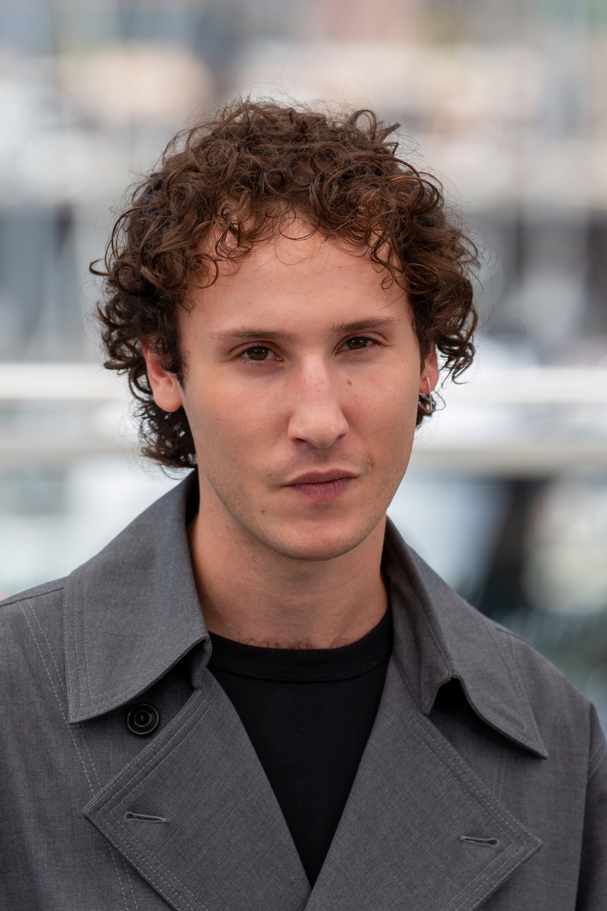 Némo Schiffman as Noah in Trepalium