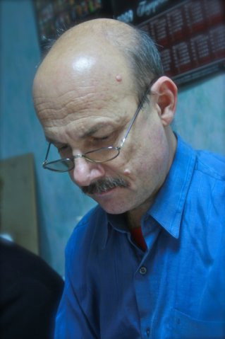 Александр Котов as Арон in Tevye the Milkman