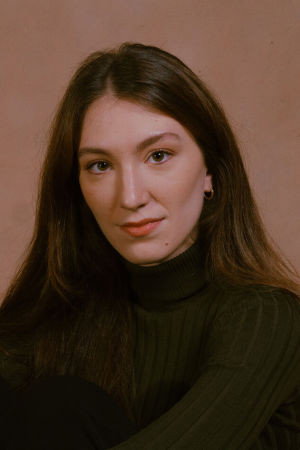 Gabriela Minerbo as Rita in Sacrament