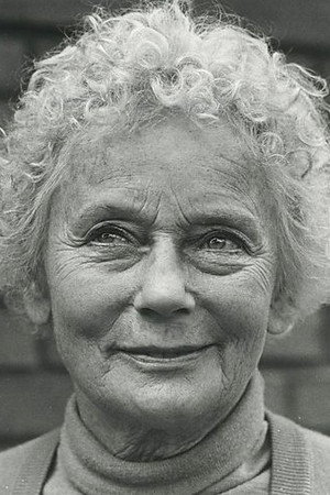 Karen Lykkehus as Elvis mor, Dagny in The Blinded