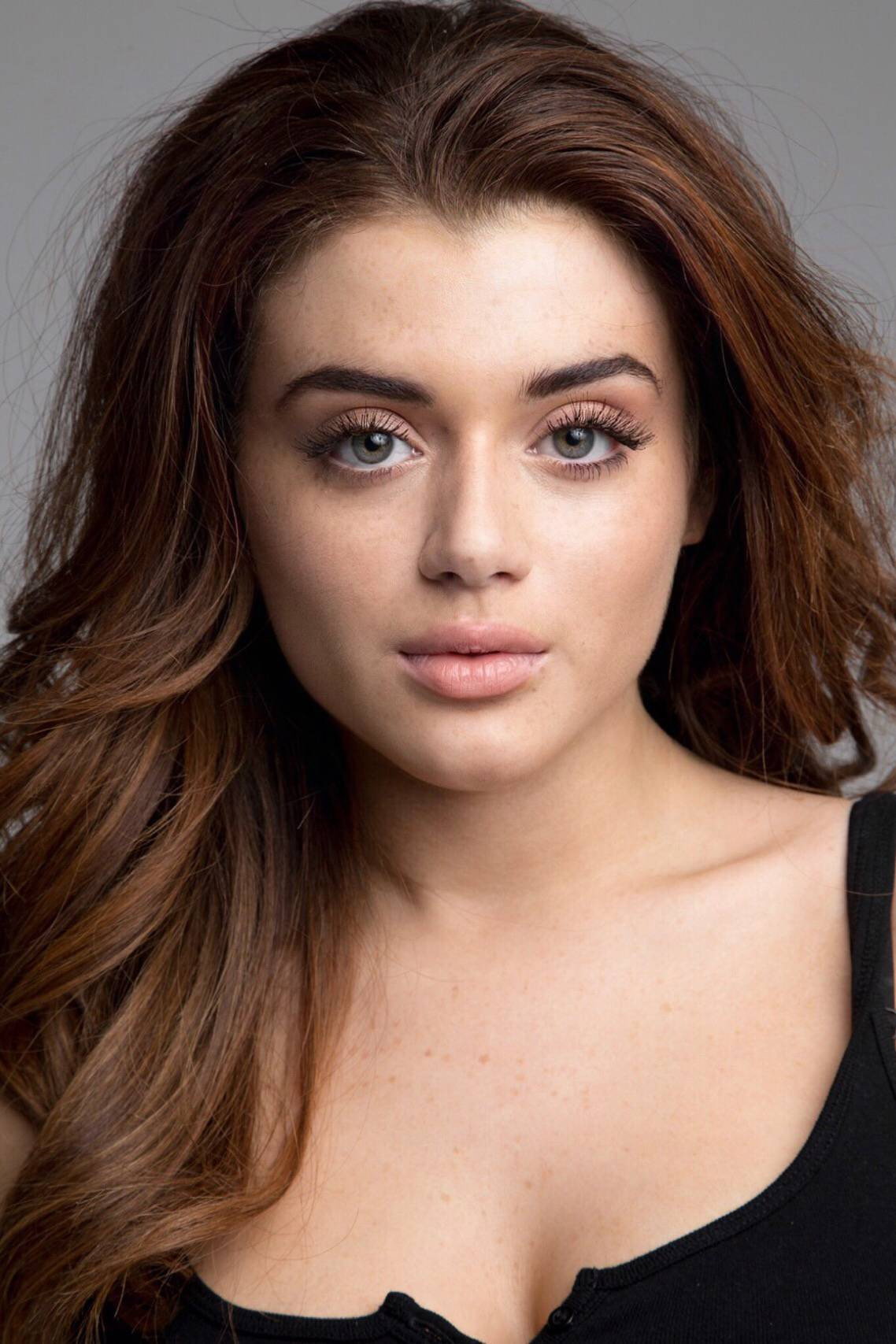 Brielle Barbusca as Jaden Kagan in The Starter Wife