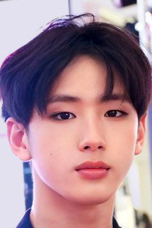 Onzen Kiadtiphum Pongtanapaphat as Hope in Beside You