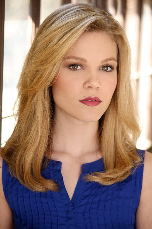 Victoria Staley as Danielle in Full Count