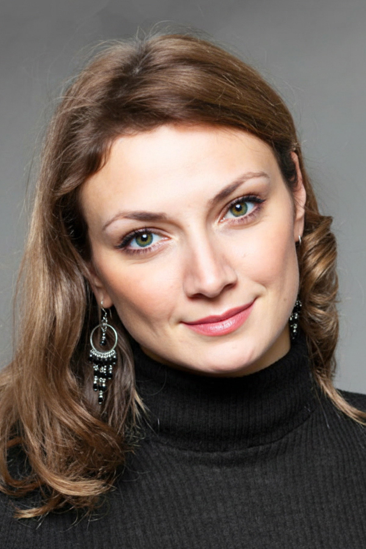Görkem Yeltan as Fatma in Yakamoz