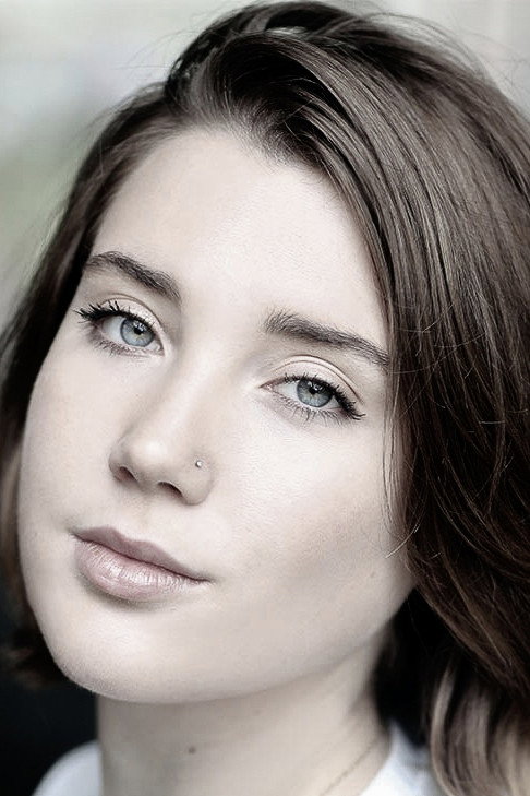 Gaia Wise as Héra (voice) in The Lord of the Rings: The War of the Rohirrim