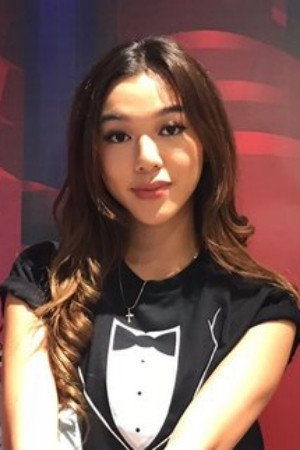 Gabriella Ekaputri as Felicia in Geez & Ann: The Series