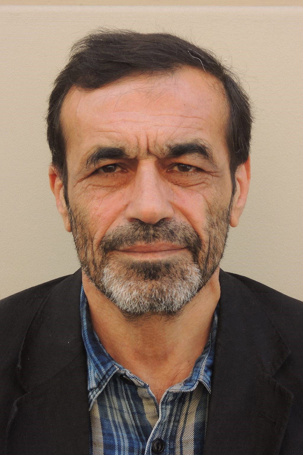 Zirek as Ferhad in House Without Roof