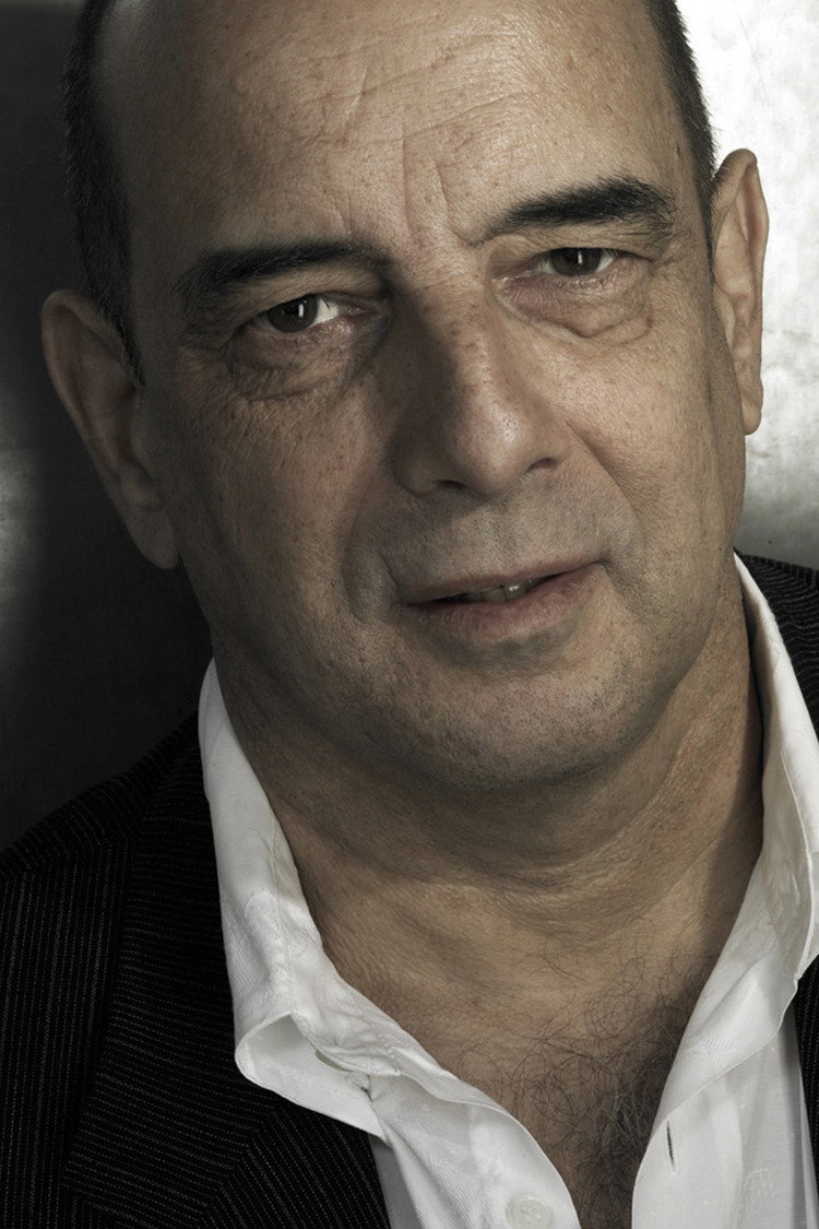 Gudo Hoegel as Kommissar Papendonck in Datenpanne - Das kann uns nie passieren