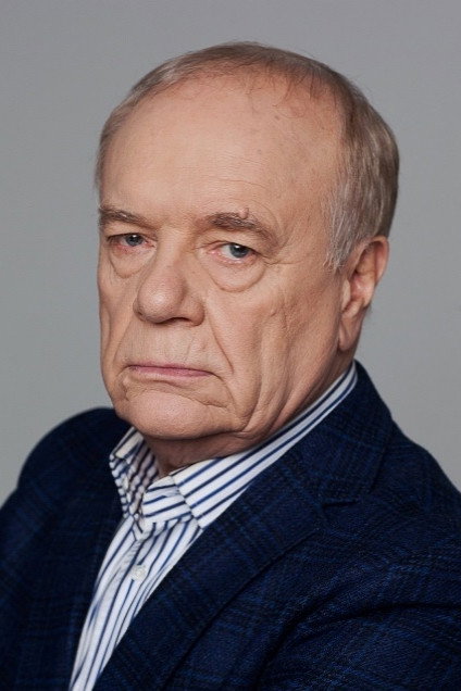 Геннадий Сайфулин as Kostya - MD in Urban Romance