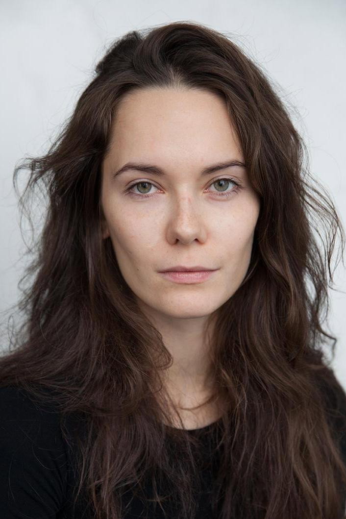 Дарья Авратинская as Lara in My Happiness