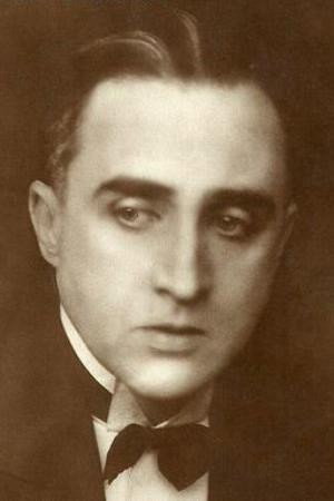 Pierre de Guingand as Marquis Serge de Châvres in La Possession