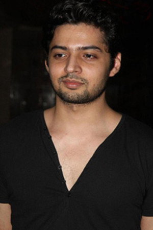 Shadab Kamal as Mukesh in B.A. Pass