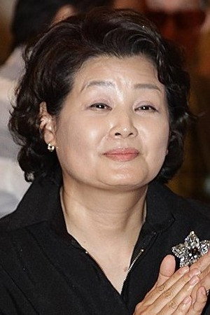 이금주 as Choi Ji-hyeon in Festival