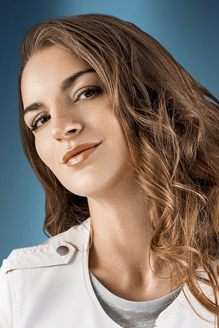 Natalija Janichkina as Alfroditė in Nepatyręs