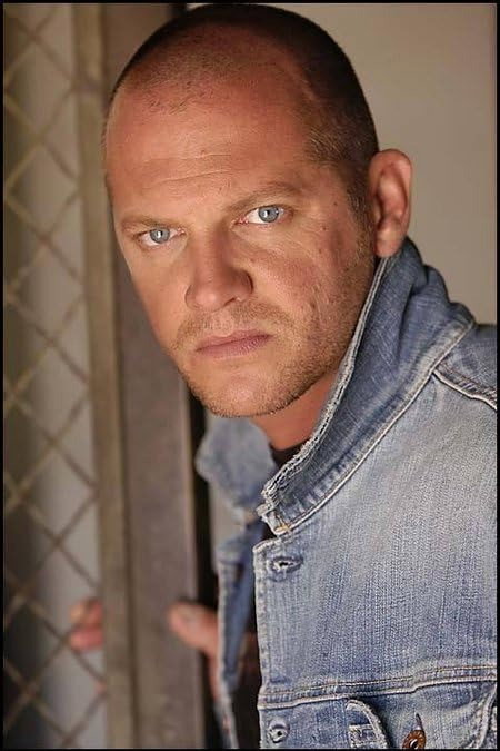 Brian Scannell as Eddie in Black Russian