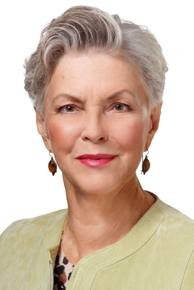 Liina Orlova as Evil Queen in The Wild Swans