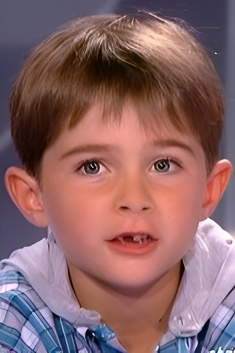 Tristan Vichard as Tigibus in War of the Buttons