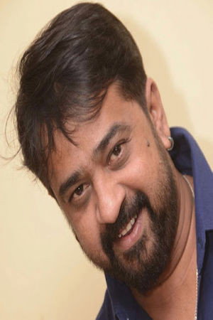 Mohan Shankar as Hanuma in Malla