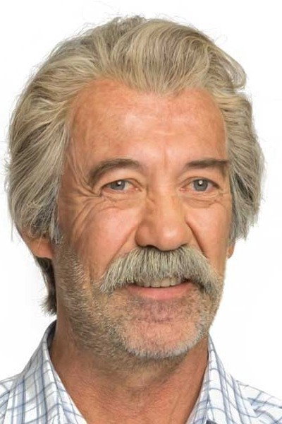 Shaun Johnston as Fred Creath in The Dinosaur Hunter