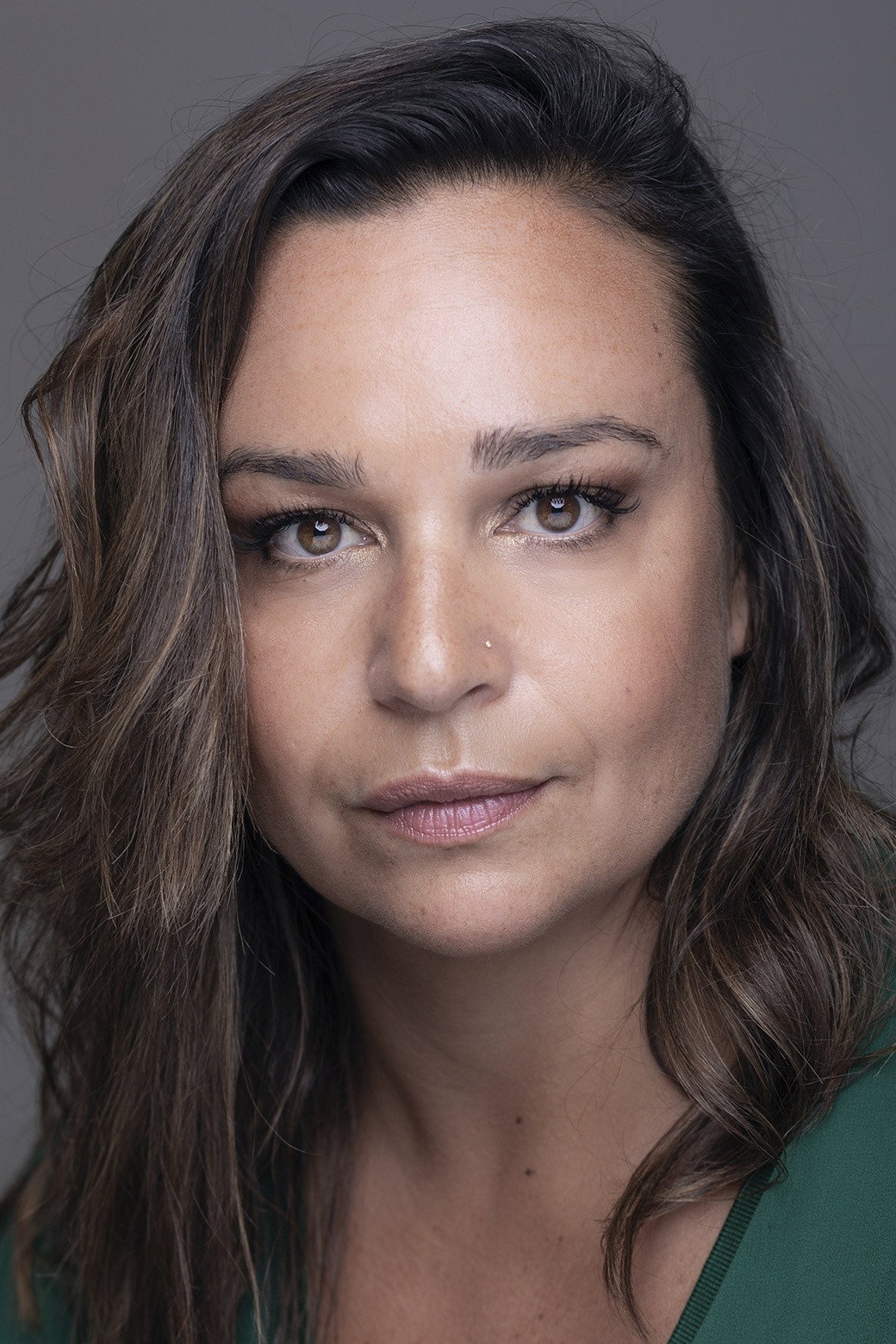 Catarina Guerreiro as Vanda in Florence & Nina