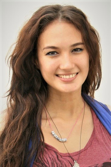 Nadine Chandrawinata as Nadine in Nona
