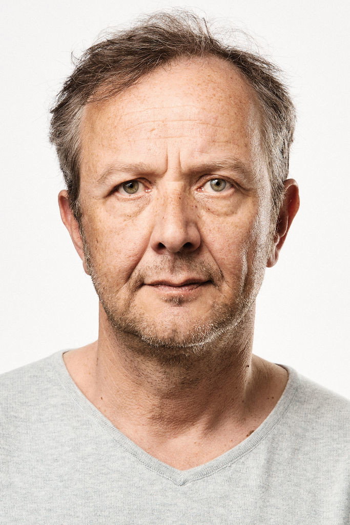 Frank Stöckle as Narrator in VW Golf - Das Wunder von Wolfsburg