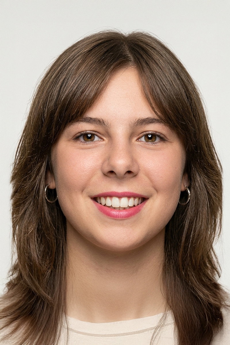 Damla Coşkunoğlu as Nimet in İffet