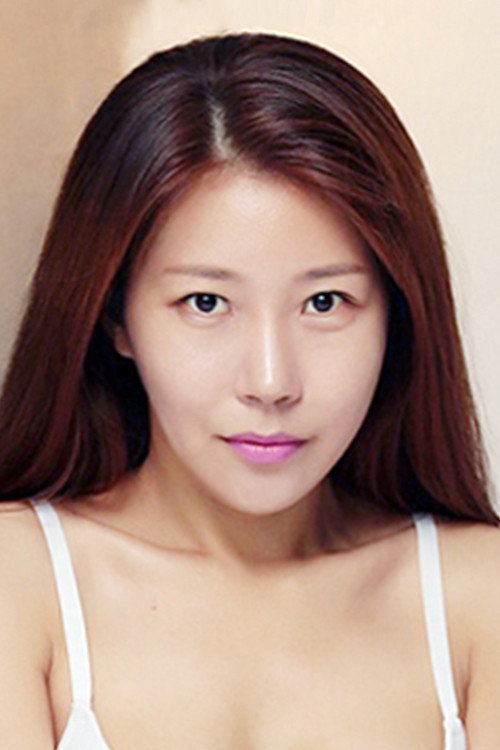 Ah Ri as Soo-ji (수지) in Affair
