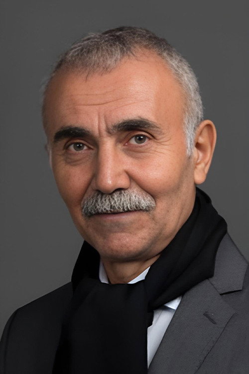 Necmettin Çobanoğlu as Cemal in The Last Birds of Passage