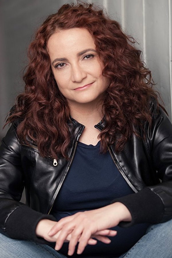 Barbara de la Fuente as Maggie in Symphony Dark