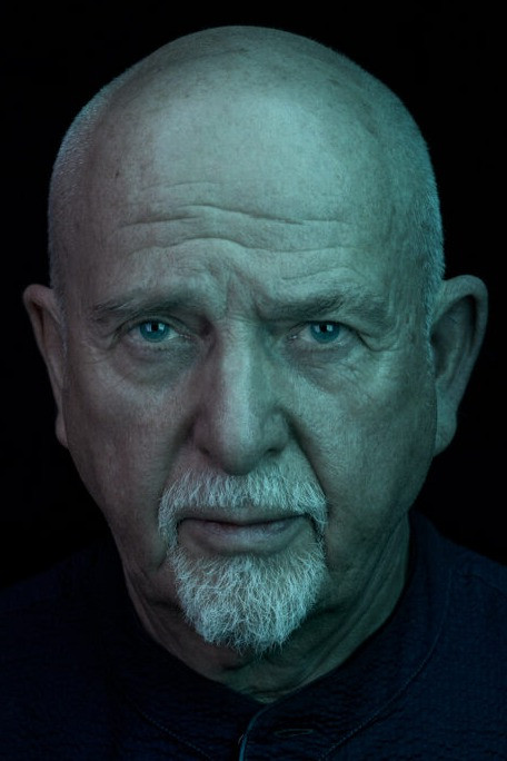 Peter Gabriel as Himself in Peter Gabriel: Growing Up - Live & Unwrapped