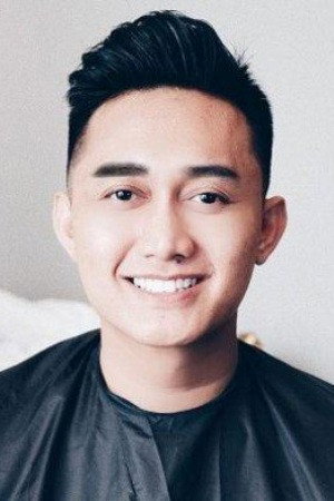 Bobby Tince as Fatan in Mas Suka Masukin Aja