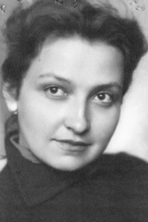 Ольга Маркина as Yelena Petrovna in The Rescued Generation