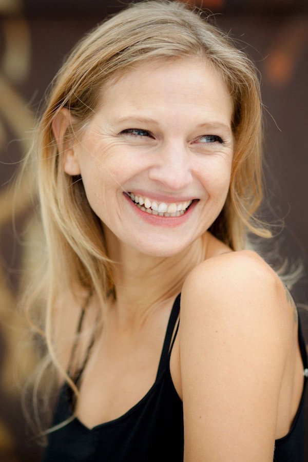 Jasmin Rischar as Jolene in Venus Flytrap