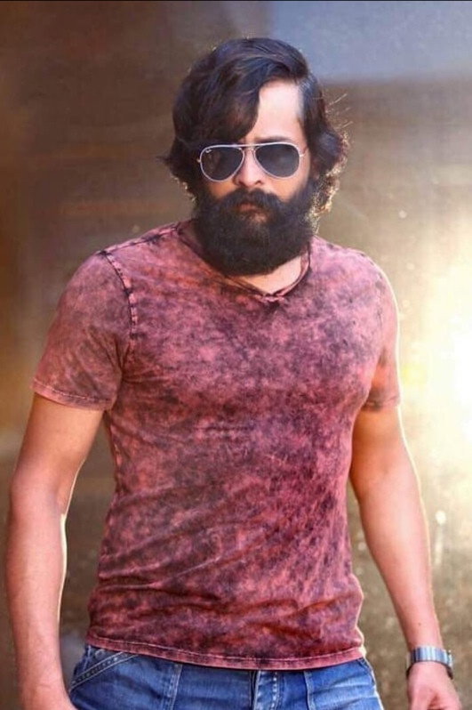 Srinagar Kitty as Chandru in Hudugaru