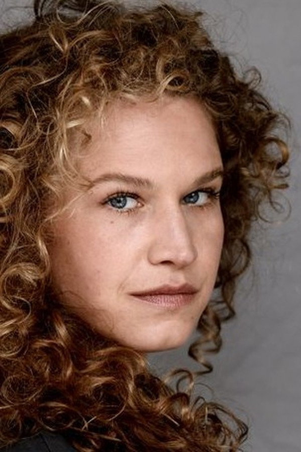 Yohanna Schwertfeger as Kerstin in Old Money