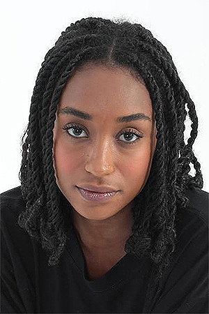 Dhara Lopes as Alice in Old Bandits