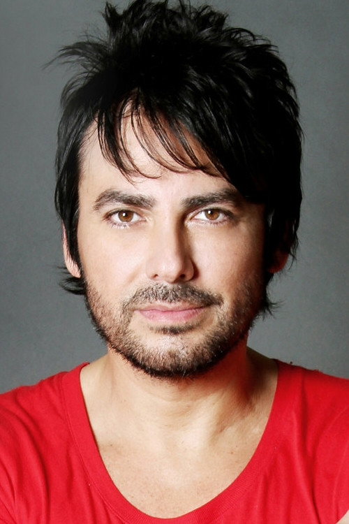Beto Cuevas as Himself in 7 Days