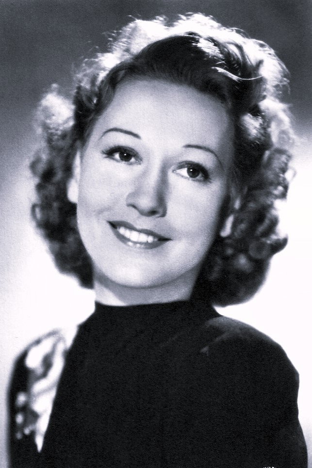 Heli Finkenzeller as Anna Kreittmayer in Der Gerichtsvollzieher