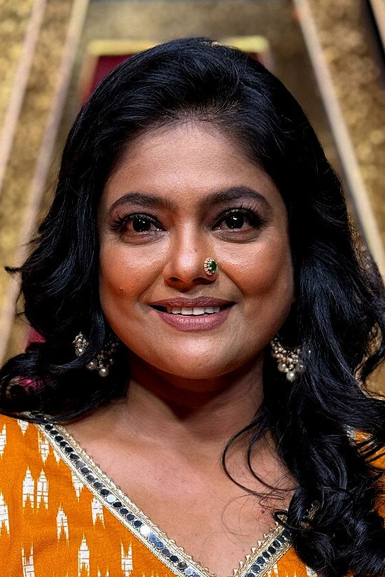 Manju Pillai as Saffiya in Prince and Family