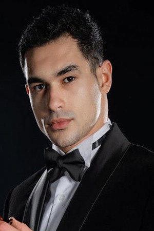 Youssef Omar as Saif in Kan Ya Makan