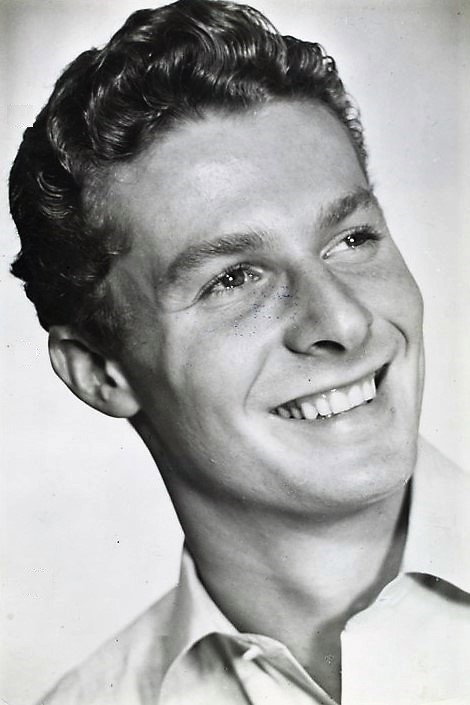 Fred Beir as Charles Andrews in Trial Run